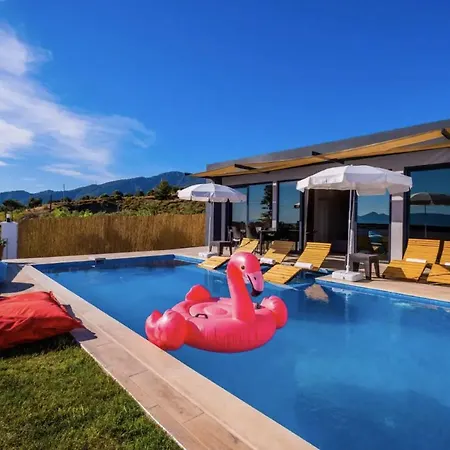 3+1 Modern Luxury Villa With Private Pool *