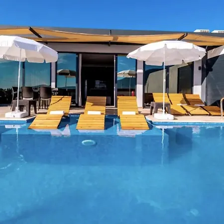 3+1 Modern Luxury Villa With Private Pool *